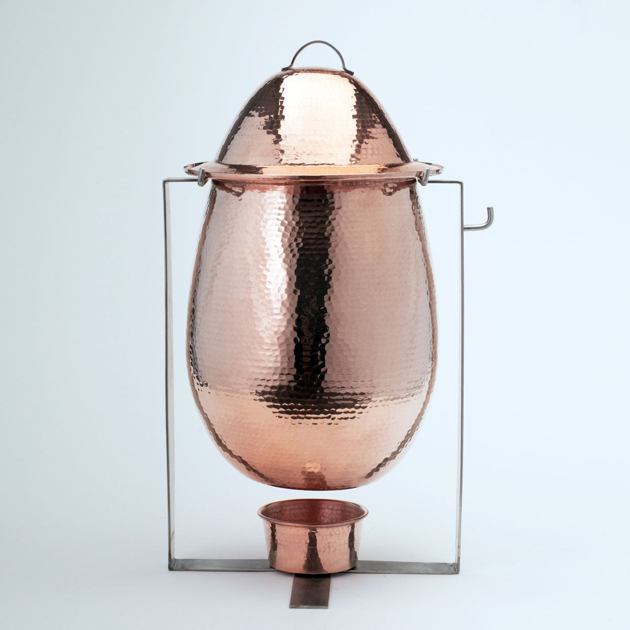 Delphi Copper Marmite and Soup Tureens - alternate angle