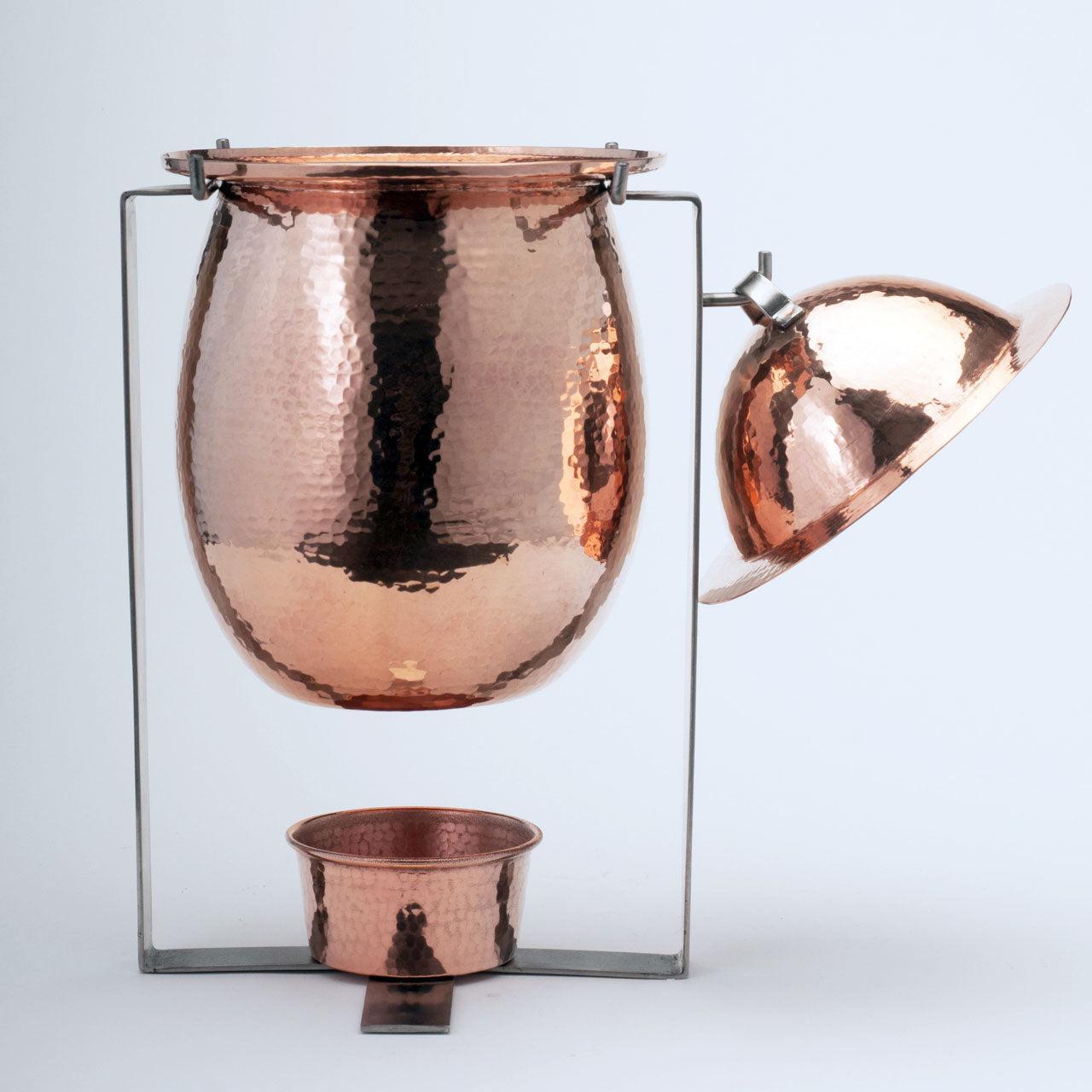 Delphi Copper Marmite and Soup Tureens - detail view
