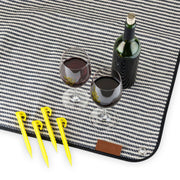 Picnic Blanket with Waterproof Lining by Twine - 72"x72" - detail view